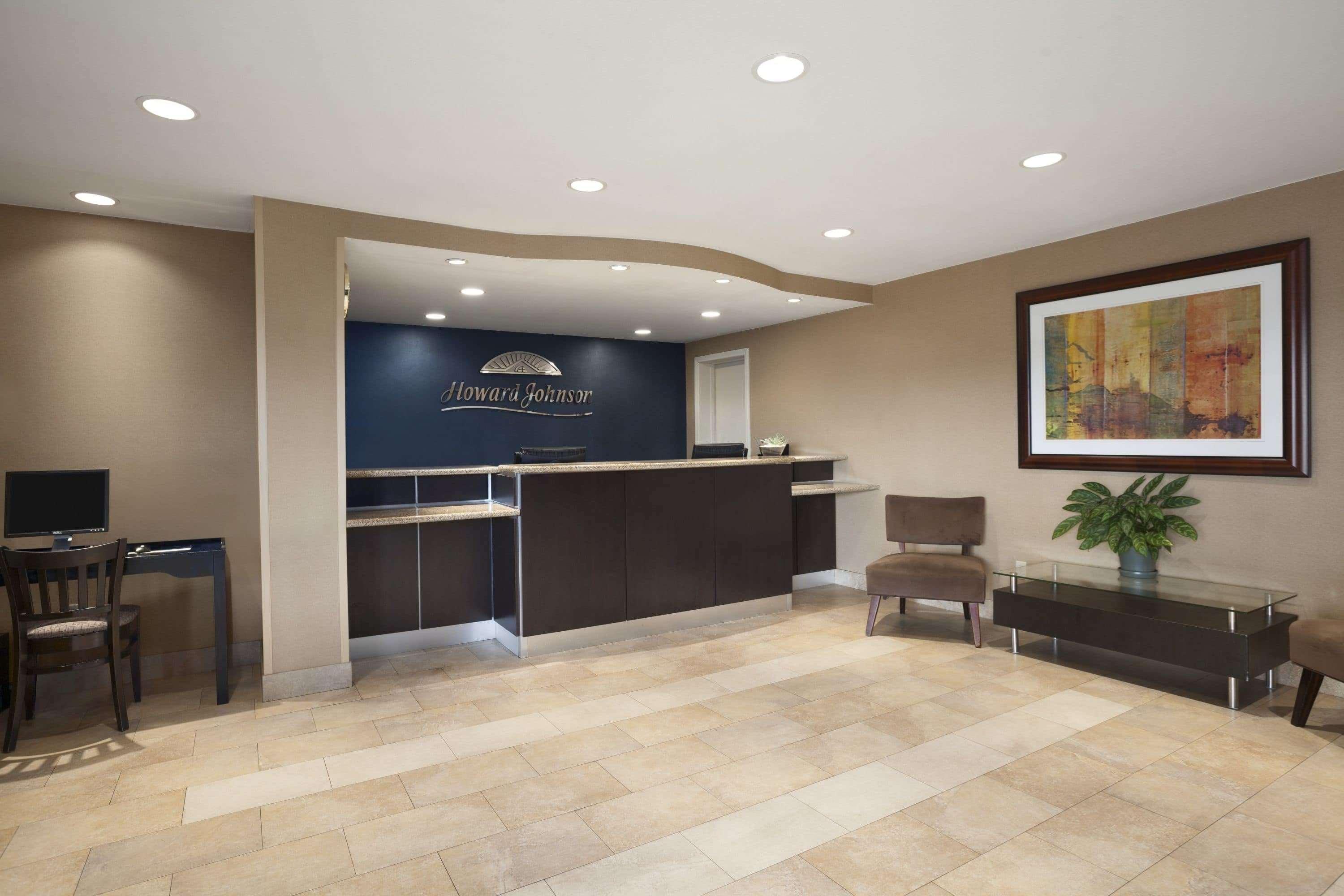 Howard Johnson By Wyndham San Diego Sea World Екстериор снимка