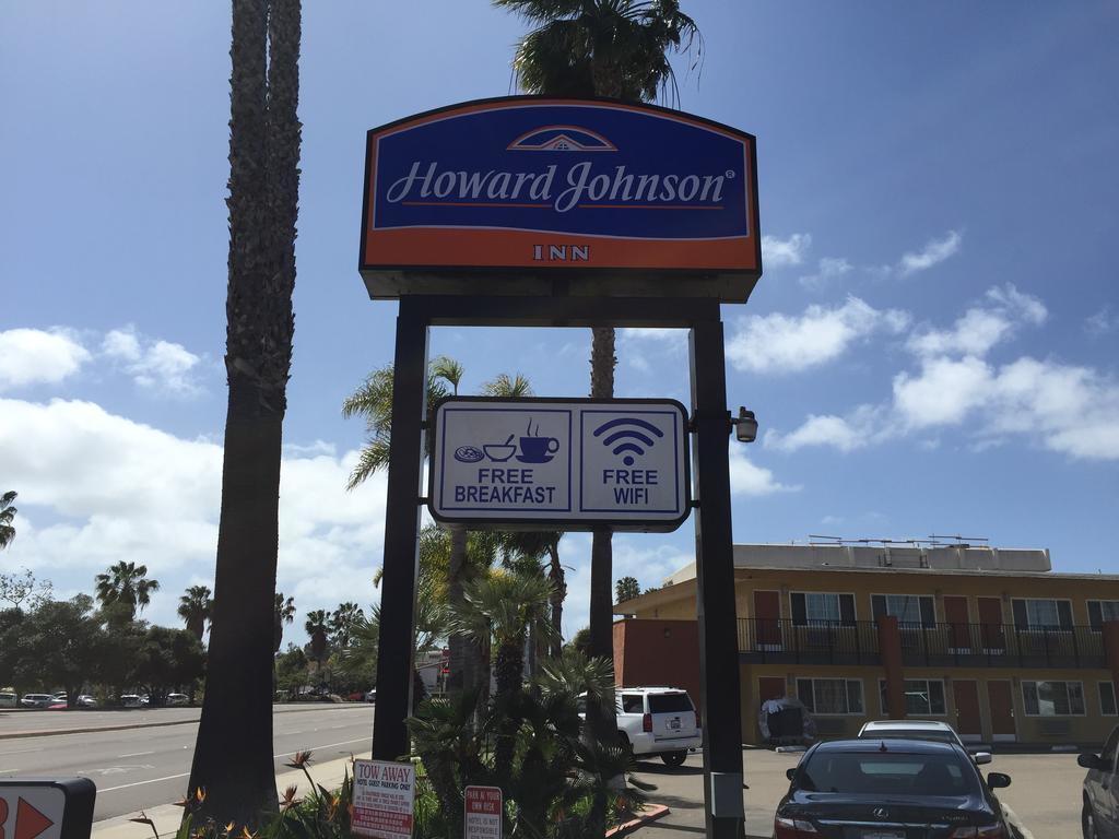 Howard Johnson By Wyndham San Diego Sea World Екстериор снимка